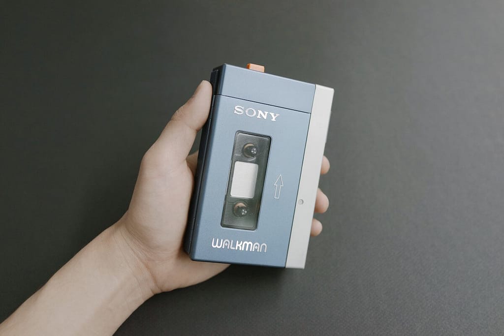 Sony Walkman (Sony TPS-L2)